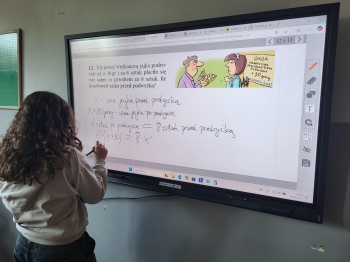 SP1. Monitory na zajeciach z matematyki