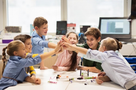 Projektowanie i Technologie. Design Lab. Robotyka i programowanie. 